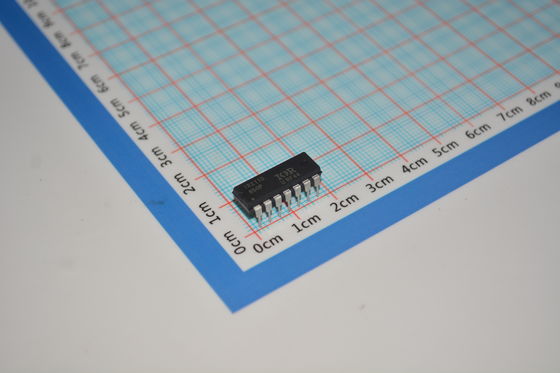 IR2110PBF Trình điều khiển bên cao/thấp với định mức 600V, Đầu ra đỉnh 2.5A, Nguồn 10V-20V, Chuyển mạch 120ns, Bảo vệ UVLO and Gói PDIP nhỏ gọn