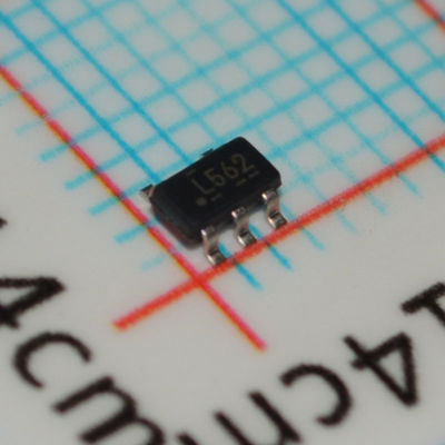 TPS560200DBVR 3.3V 0.6A Chuyển đổi Buck đồng bộ với hiệu suất 95% 4.5-17V Input 1.2MHz Tần số Eco-mode Bồi thường nội bộ khởi động mềm và bảo vệ nhiệt trong gói SOT-23