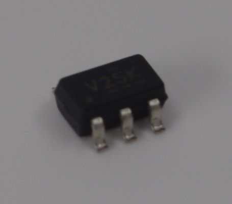 SN74CBTLV1G125DBVR Công tắc bus điện áp thấp 1 kênh <5Ω Điện trở trạng thái bật 3.3V/2.5V Hoạt động Dịch mức 0-5V Siêu tiết kiệm điện Nhanh 10ns Gói SOT-23-5 Cho phép cắm nóng