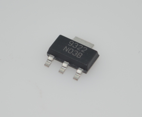 LM1117IMPX-ADJ/NOPB Điều chỉnh 1.25-13.8V 800mA LDO Regulator với 1.2V Dropout 1% Độ chính xác dòng điện / Bảo vệ nhiệt Thường ổn định với mũ gốm SOT-223 Package -40 °C đến +125 °C Range