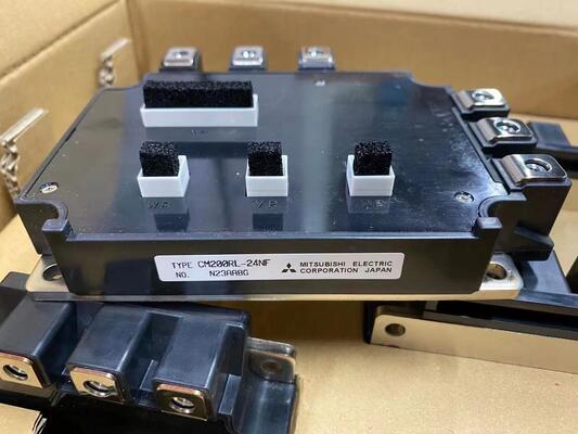 CM200RL-24NF 1200V 200A Mô-đun IGBT kép VCE thấp ((sat) Độ cứng mạch ngắn cao Lạm suất chuyển đổi thấp Đối với động cơ công nghiệp và UPS công suất cao