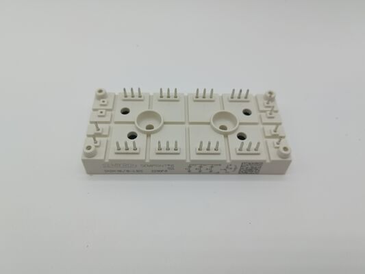 SKDH116/16-L105 1600V 116A Mô-đun IGBT Cầu 3 Pha Tăng Cường Bộ Cắt Tích hợp NTC Dòng quá áp cao 950A Vỏ SEMIPONT6 Chân ép Chứng nhận UL cho UPS và Bộ truyền động