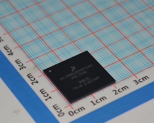 MCIMX6U5DVM10AC i.MX 6UltraLite 800MHz Cortex-A7 MPU Bộ xử lý trung tâm 128KB L2 Cache 624-MAPBGA (21x21) -40°C đến +105°C Tối ưu hóa cho IoT công nghiệp