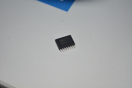 ADM2486BRWZ Máy thu RS-485 cô lập 500kbps 2.5kV cô lập ±15kV ESD 3V/5V Logic CMR Industrial Temp cao cho PLC / Motor Control