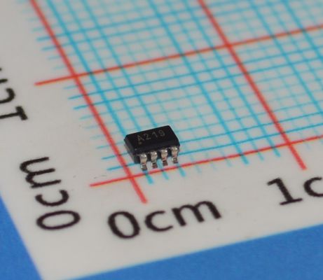 INA219AIDCNR Bộ điều khiển điện dòng/năng lượng chính xác cao với giao diện I2C 0.1% Độ chính xác 26V, Phạm vi cảm biến hai hướng Offset thấp Mini SOT-23 Package Programmable Calibration and Alerts