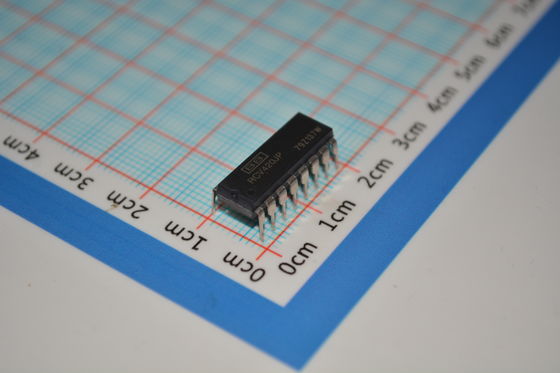 Bộ thu vòng lặp 4-20mA RCV420JP chính xác với đầu ra điện áp độ chính xác 0.1% Tham chiếu trên chip Độ trôi and ồn cực thấp cho các hệ thống công nghiệp mạnh mẽ