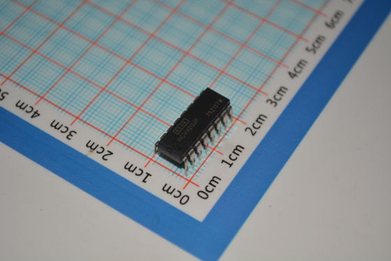 Bộ thu vòng lặp 4-20mA RCV420JP chính xác với đầu ra điện áp độ chính xác 0.1% Tham chiếu trên chip Độ trôi and ồn cực thấp cho các hệ thống công nghiệp mạnh mẽ