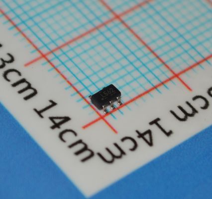 TPS560200DBVR 3.3V 0.6A Chuyển đổi Buck đồng bộ với hiệu suất 95% 4.5-17V Input 1.2MHz Tần số Eco-mode Bồi thường nội bộ khởi động mềm và bảo vệ nhiệt trong gói SOT-23