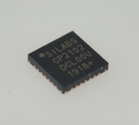 CP2102-GMR USB-UART Bridge Giải pháp chip đơn tích hợp USB and Crystal 9600 bps đến 2 Mbps Baud 512-Byte Buffer GPIO đầy đủ QFN nhỏ gọn trình điều khiển miễn phí bản quyền
