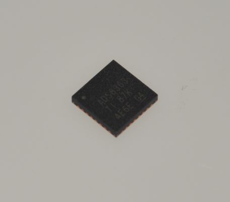 ADS8363SRHBR ADC 16-Bit Độ phân giải 500kSPS Thông lượng 6 kênh Sampling đồng thời Lượng thấp (85mW) Giao diện song song ±2.5V Bipolar Input Internal Reference 64-pin QFP Package