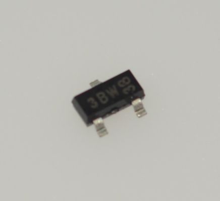 BC856B PNP Transistor mục đích chung 65V 100mA SOT-23 gói Tiếng ồn thấp Tăng dòng điện cao 200-450 250MHz Tần số bổ sung cho BC846B, RoHS phù hợp với băng and cuộn