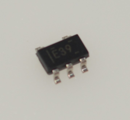 INA139NA/3K Bộ giám sát dòng điện shunt phía cao cấp Tính năng Độ chính xác cao Nguồn cấp rộng 2.7-36V Độ lệch thấp 90µV Nhiệt độ hoạt động +85°C Độ khuếch đại cố định 3k Vỏ SC70 Hoạt động hai chiều và Hiệu suất DC tuyệt vời