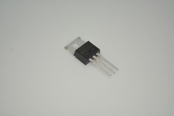 IRFB4227PBF 200V/195A MOSFET với Ultra-Low 4.5mΩ Rds ((on) TO-220 Package Logic-Level Drive Avalanche Rated Fast Switching High Efficiency Thiết kế mạnh mẽ cho hệ thống điều khiển và năng lượng động cơ