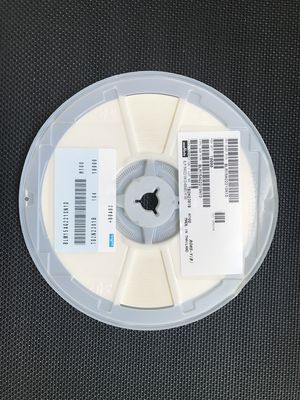 Chọn BLM15AG221SN1D 221Ω Trở kháng 500mA Dòng điện Q cao Băng thông rộng GHz Suy giảm 0402 Kiểu dáng thu nhỏ Ổn định Phân cực DC Hiệu quả Ức chế EMI cho Thiết kế PCB Tiết kiệm không gian hiện đại