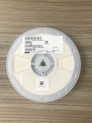 GRM0335C1H5R6BA01D 5.6pF ±0.1pF 0402 MLCC với điện áp định mức 50V, điện môi C0G (NP0) cho độ ổn định tối ưu, hệ số Q cao, tổn thất cực thấp, không chứa halogen và đóng gói dạng băng và cuộn cho mạch điện ô tô