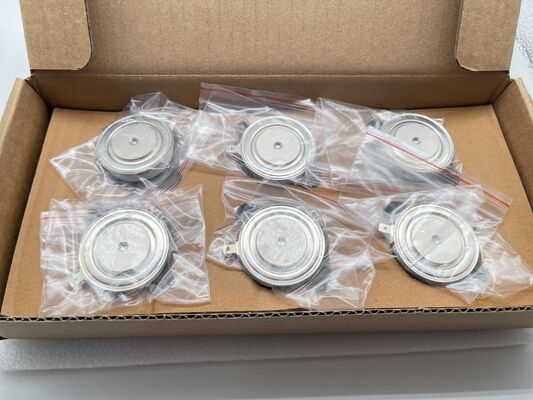 VS-ST330C16C0 1600V 330A Half-Bridge Module Low Vce ((sat) Low Loss High Short Circuit Robustness Integrated NTC Cho Inverter công nghiệp và UPS công suất cao