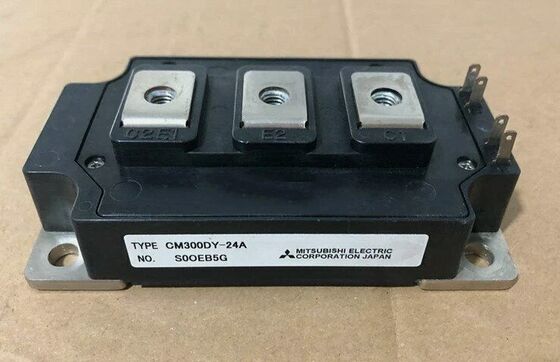 CM300DY-24A Mô-đun IGBT kép 1200V 300A Điện áp bão hòa thấp VCE(sat) 2.7V Tổn thất chuyển mạch thấp Khả năng chịu đựng ngắn mạch cao Cách ly cao Dành cho Ổ đĩa công nghiệp hạng nặng và UPS