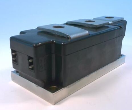 TT600N16KOF 1600V 600A Dual Thyristor Module Low VF 1.32V High Surge 21kA Pressure Contact Technology Isolated Baseplate Trench Gate UL được chứng nhận cho các bộ khởi động mềm và bộ chỉnh sửa