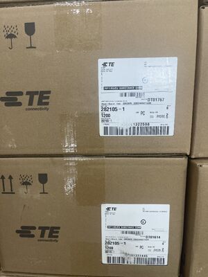 282105-1 Đầu nối dây cắm vào bo mạch 3 vị trí, bước ren 5.0mm, chân cắm thẳng xuyên lỗ, có vỏ bọc, khóa ma sát, phân cực, định mức 9A cho bộ nguồn và điều khiển công nghiệp