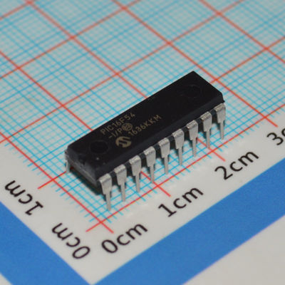 PIC16F54-I/P MCU RISC 8-bit 20MHz 512x12 Flash 25B RAM 12 I/O DIP-18 2-5.5V -40°C~125°C Tiêu thụ điện năng thấp <2mA