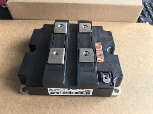 FZ2400R17HP4B2 1700V 2400A HiPerFET 4 IGBT Module mật độ điện cao Vce thấp (sat) Chuyển nhanh tần số cao SOA mạnh mẽ cho ổ đĩa công nghiệp và UPS